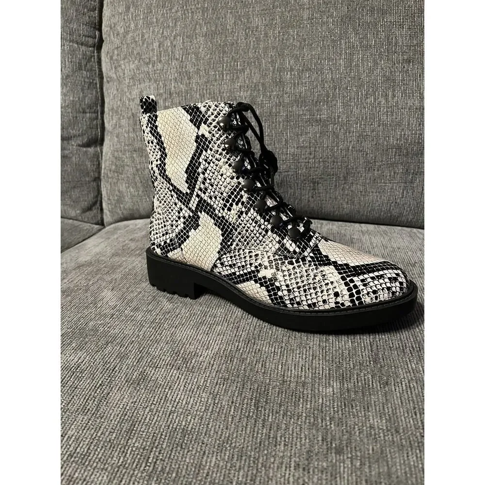 Linea paolo boots snake print‎ cold weather boot Size 8